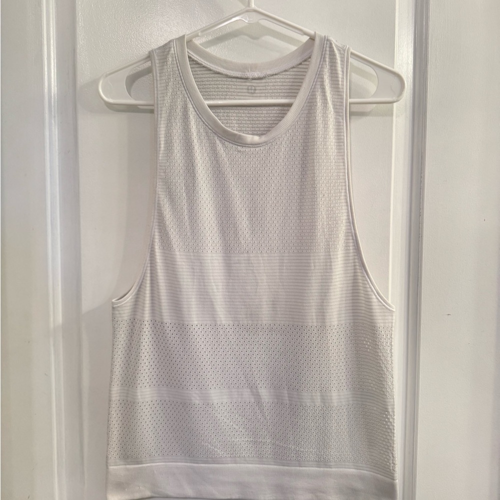 Lululemon Breeze By Muscle Tank Heathered White